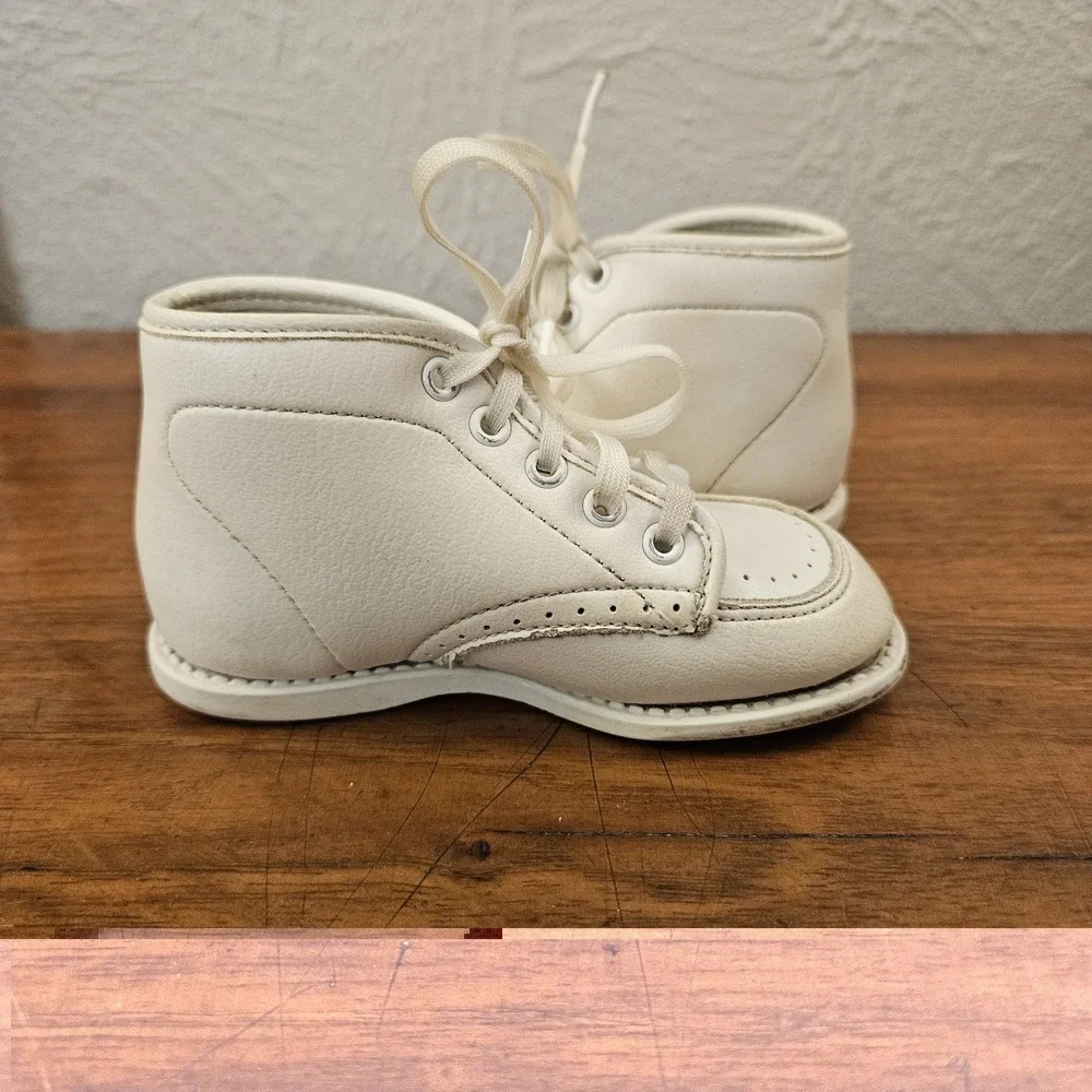 Vintage Doveen Wash & Wear Baby Deer Shoes Size 3 In‎ Original Box Early Walkers